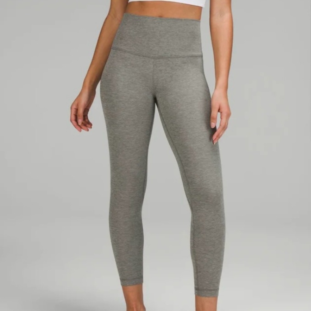 Lululemon Gray Cropped Capri Align Leggings Size 2